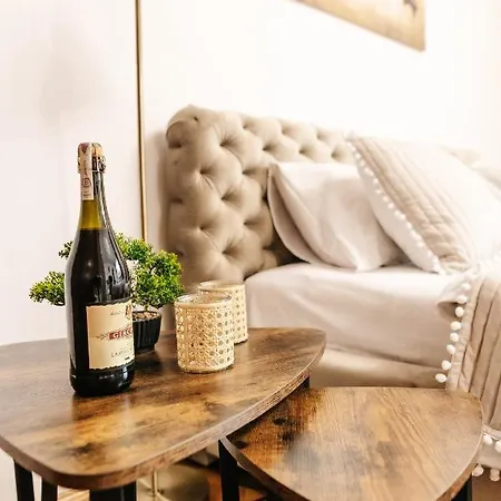 Apartament Dekart Centrum *